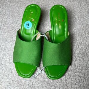 NWT Kate Spade New York Green Canvas Grosgrain Kitten Heel Mules Slides Size 6